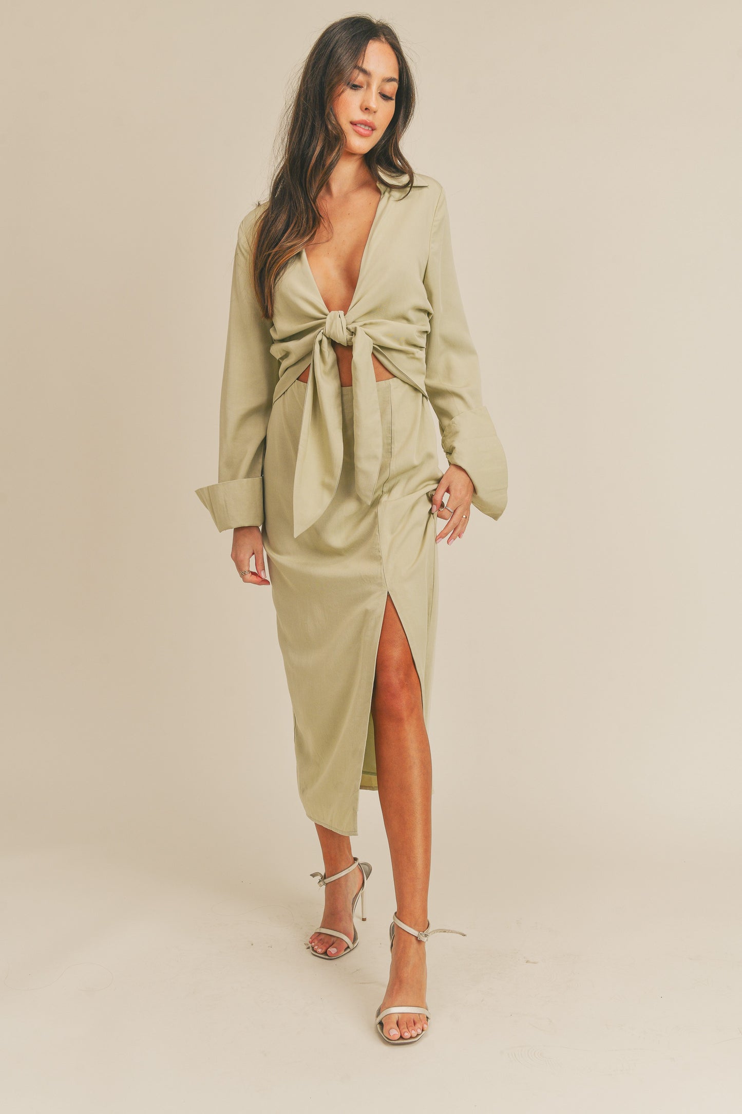 FRONT TIE MIDI DRESS