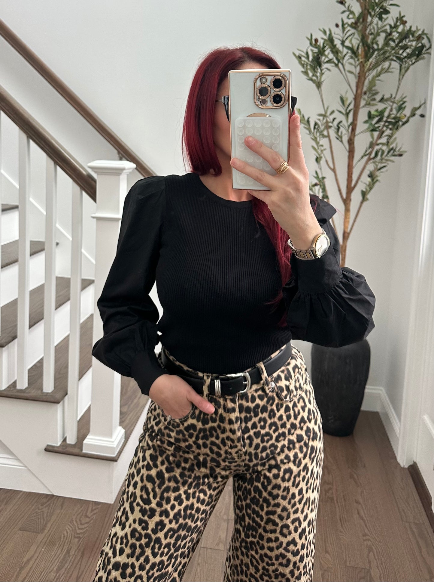 Knit subtle puff shoulder