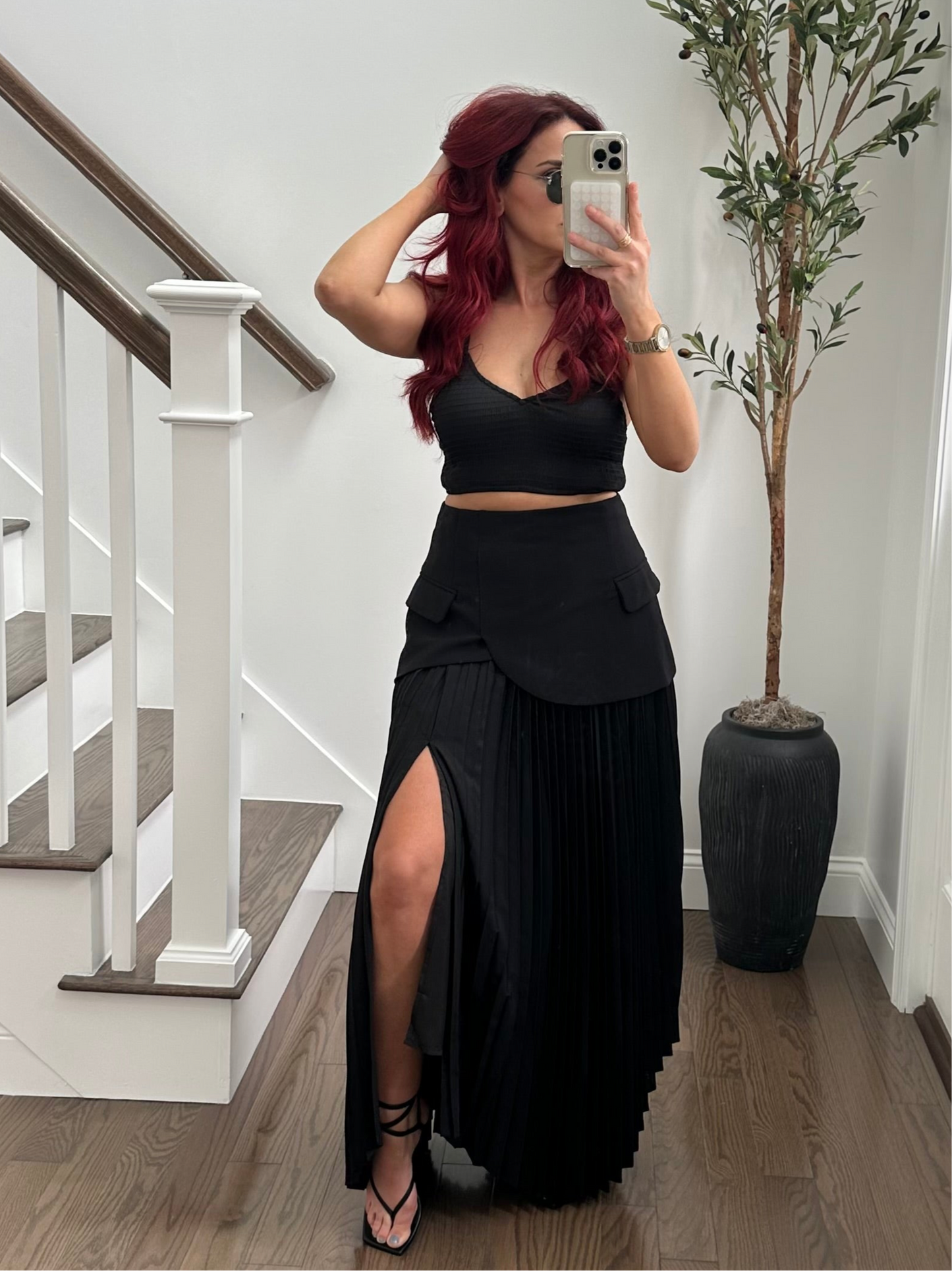 Asymmetric Pleated Slit Skirt