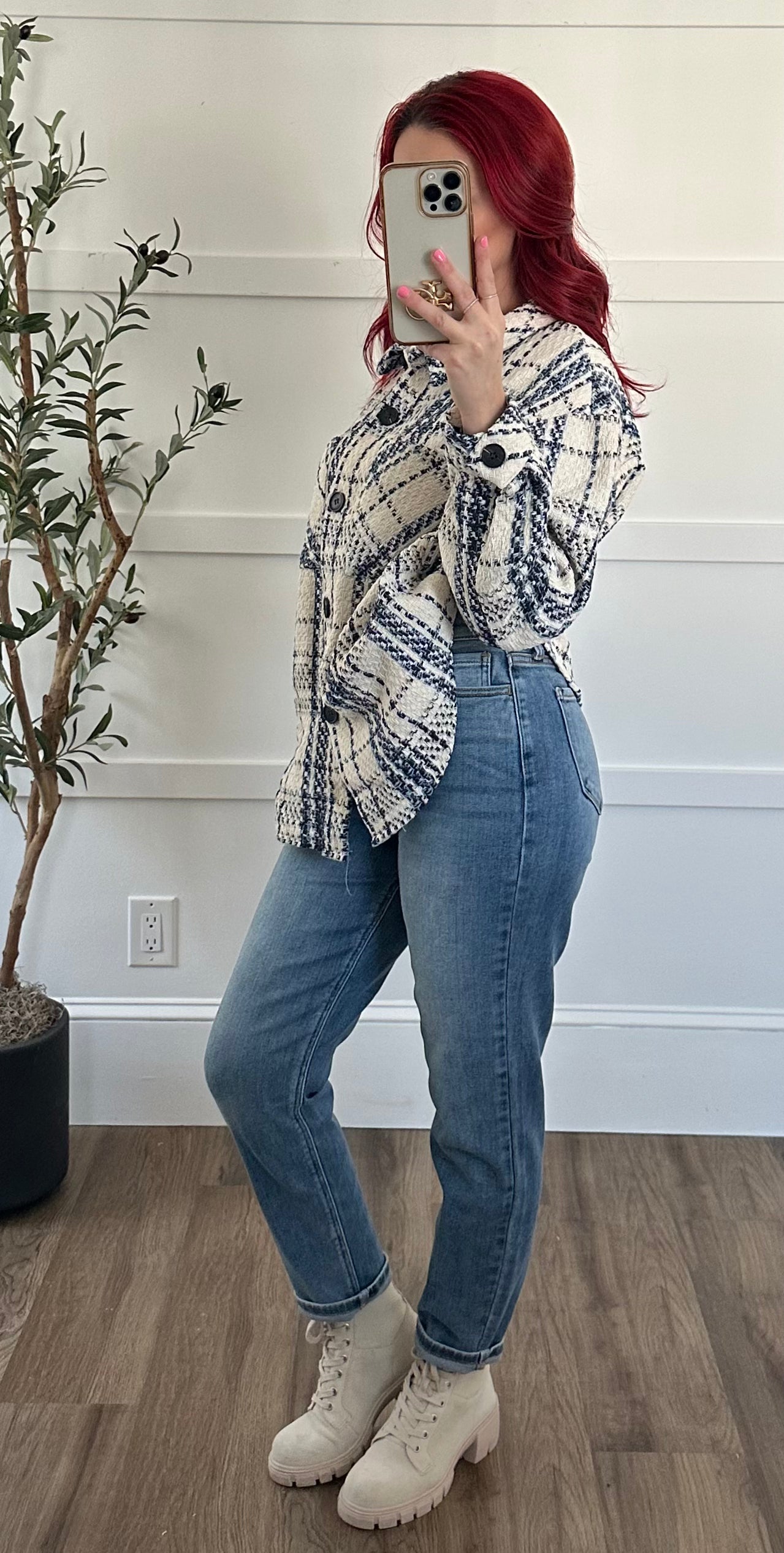 High Rise Mom Jeans ULTRA STRETCH