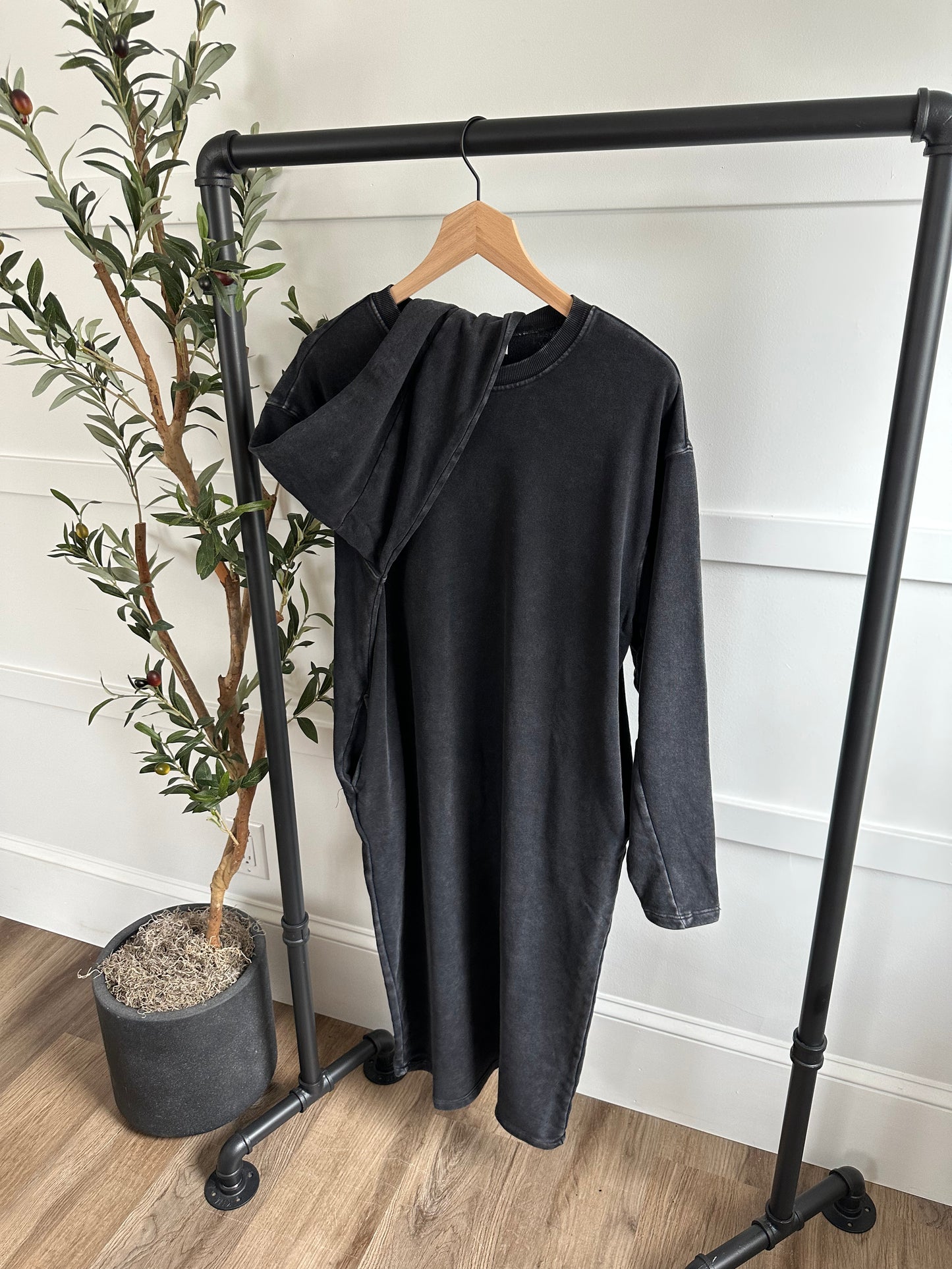 Tori Long Sleeve Sweatshirt Dress