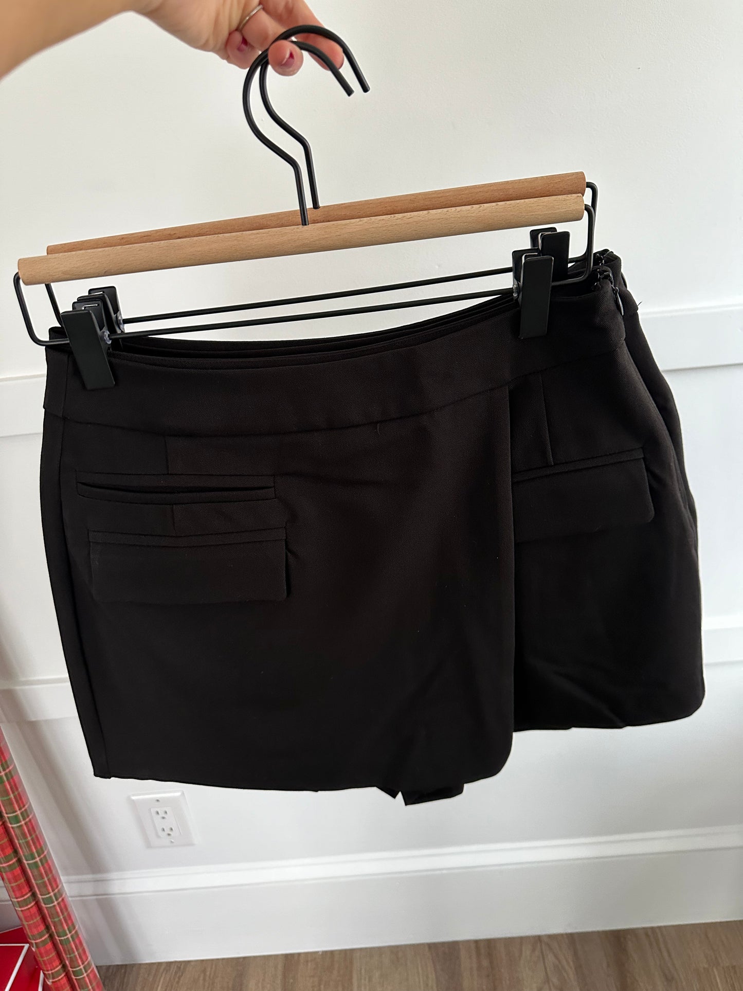 Milena Black Skort
